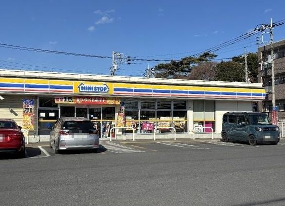 コンビニ　ミニストップ（コンビニ）まで900m