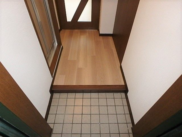 玄関　【玄関】※前回募集時の写真