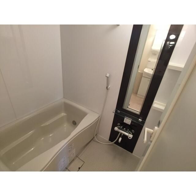 バス・シャワールーム　写真は同タイプ住居です