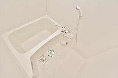 バス・シャワールーム　※写真は同物件の同タイプのお部屋です。