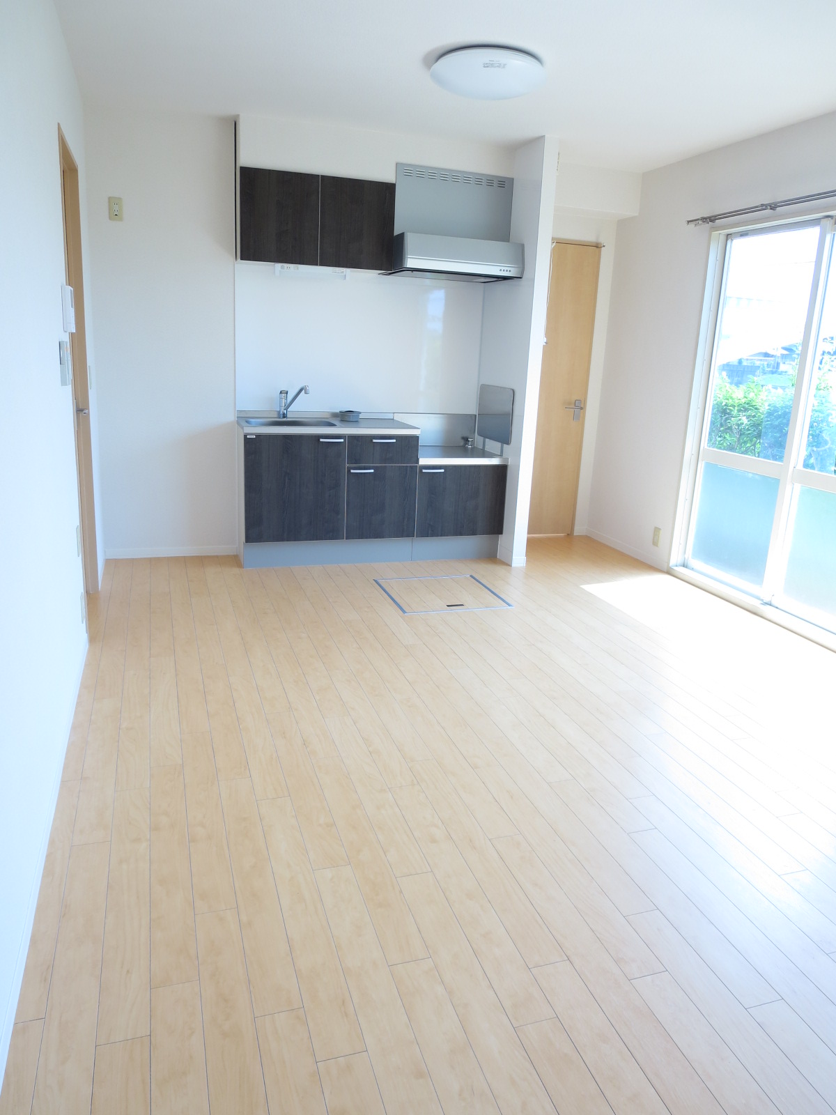 居室・リビング　明るい室内です