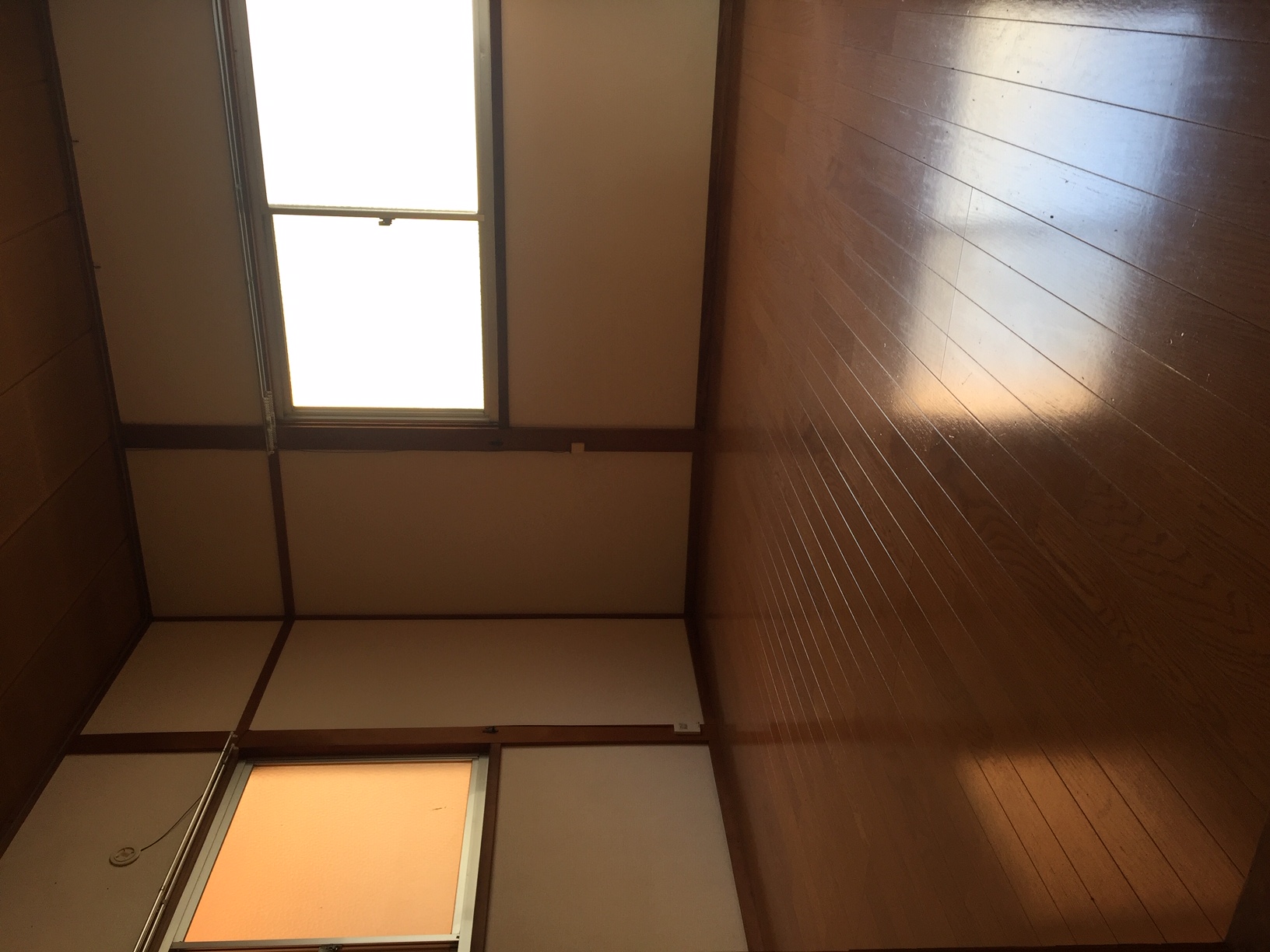 安芸郡府中町 2階建 築47年の居間写真