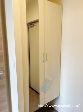 玄関　シューズボックス付き玄関