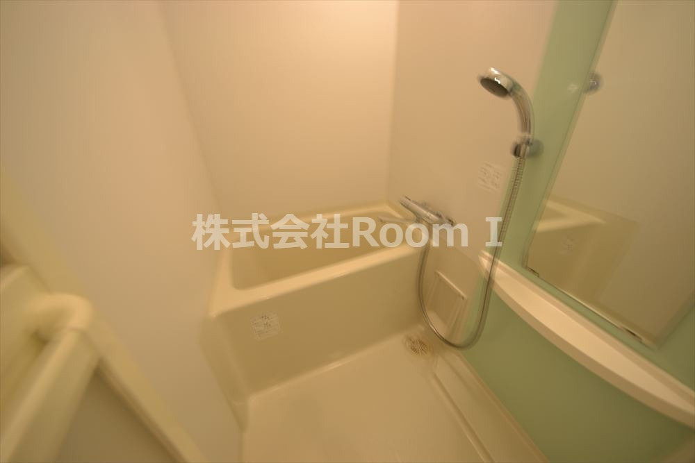 バス・シャワールーム　日々の疲れを癒すお風呂付です