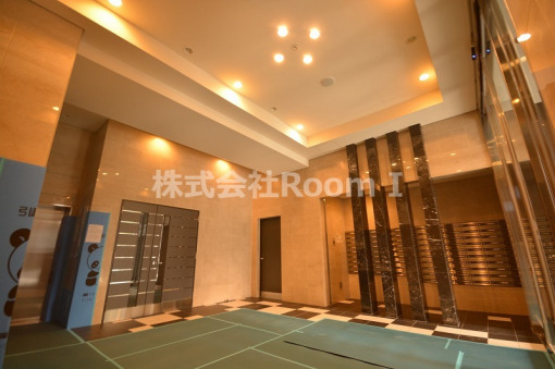 ロビー　建物の内部です