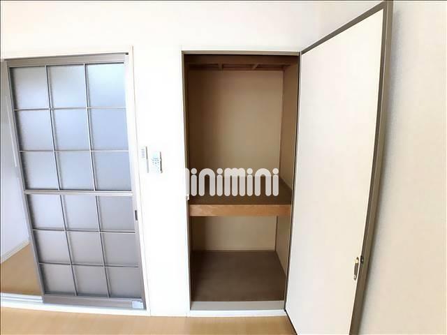 収納　押入れ付き！