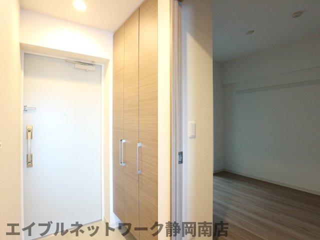 玄関　明るい玄関です