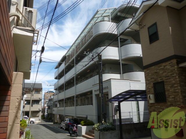 建物外観　王子公園徒歩６分の静かな住宅街です