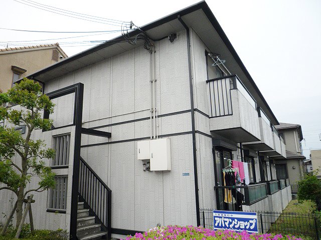 兵庫県宝塚市宮の町（アパート）の賃貸物件の外観