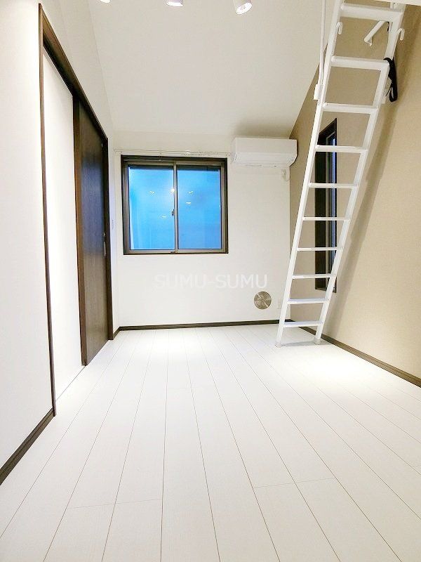 居室・リビング　全居室洋室で、お洒落な家具やインテリアで統一できます。