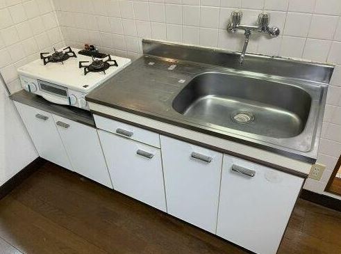 キッチン　同物件別部屋です