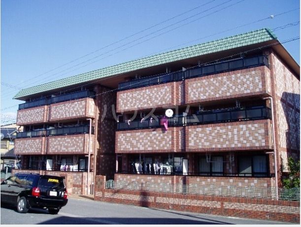 安城市和泉町のマンションの建物外観