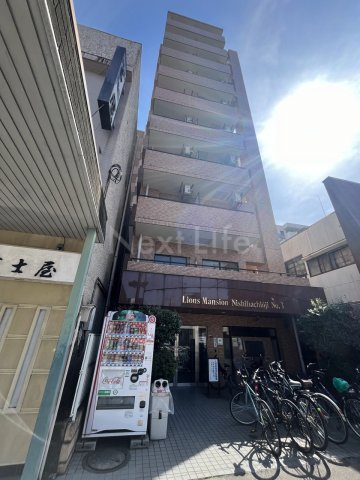 八王子市八木町のマンションの建物外観