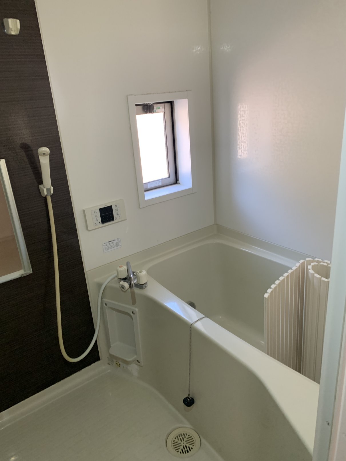 バス・シャワールーム　追焚き付お風呂　シャワー付