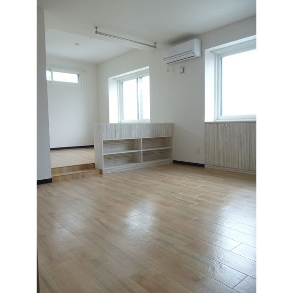 眺望　棚が多くあり使い勝手の良いお部屋です♪
