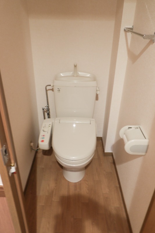 トイレ　図面と現状に相違がある場合には現状を優先