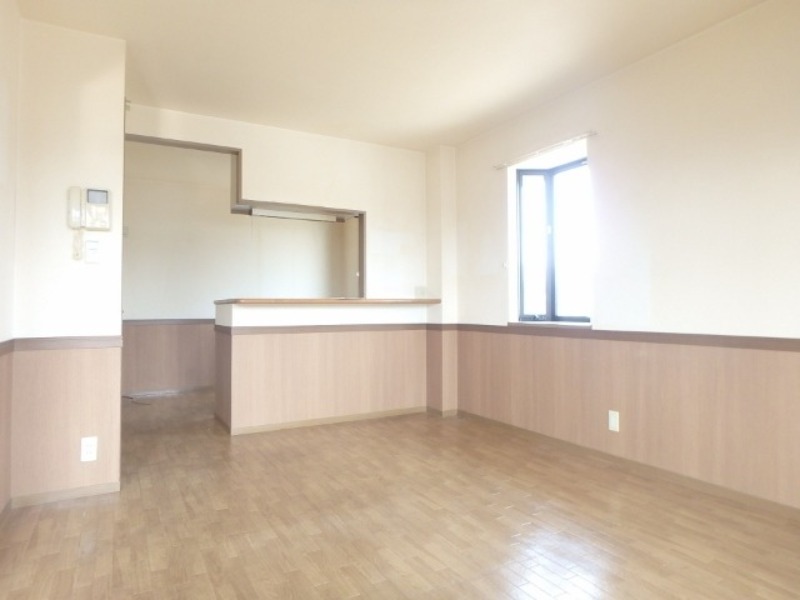 居室・リビング　図面と現状に相違がある場合には現状を優先