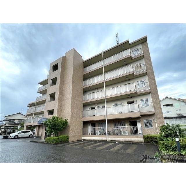 エントランス　建物外観