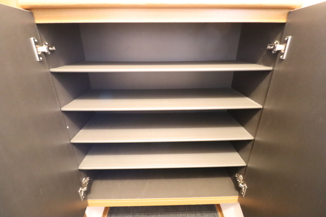 収納　シューズボックス