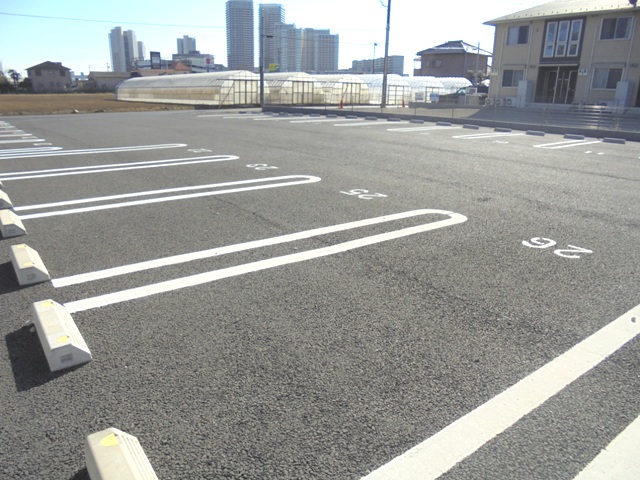 駐車場　※実際の区画とは異なります