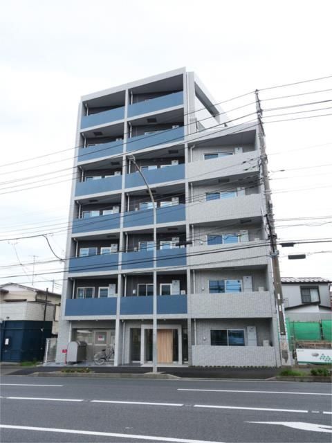 横浜市緑区中山のマンションの建物外観