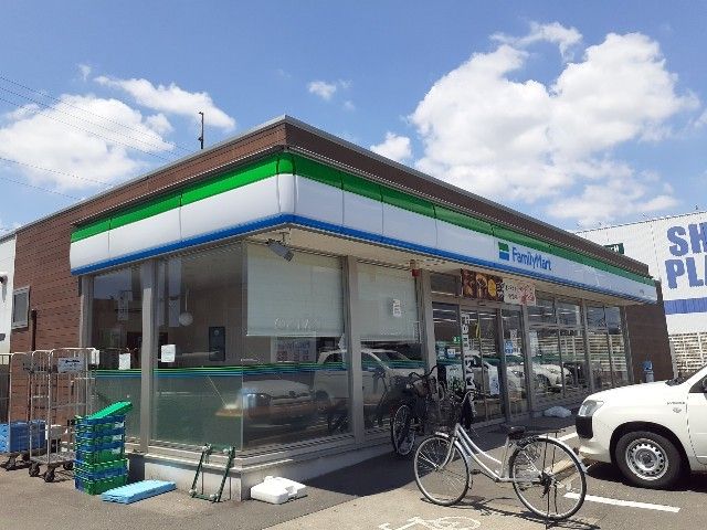 コンビニ　ファミリーマート 袋井泉町店（コンビニ）まで350m