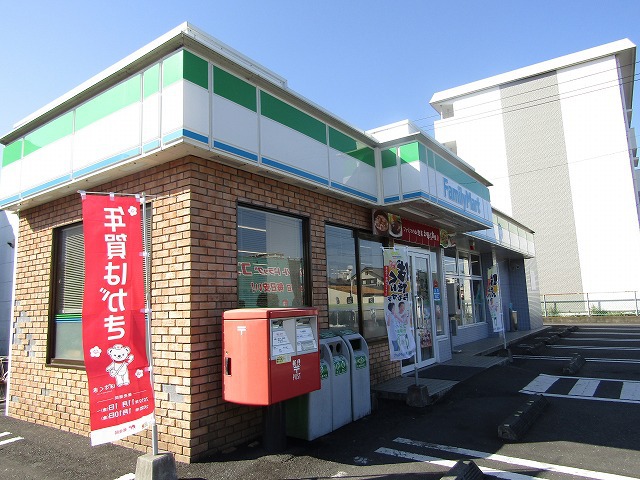 コンビニ　ファミリーマート大淀二丁目店（コンビニ）まで332m