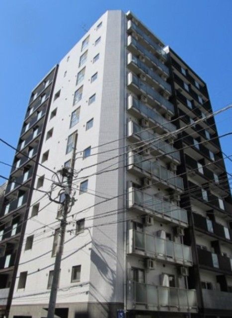 中央区八丁堀のマンションの建物外観