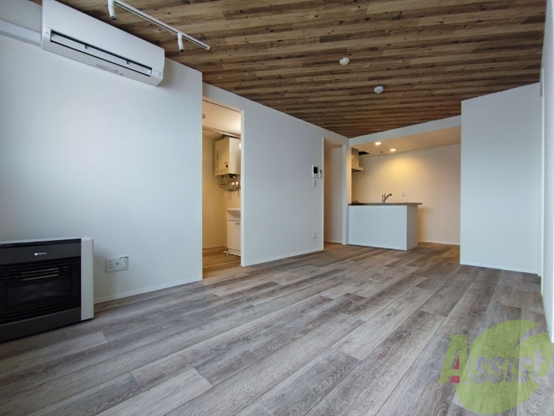 居室・リビング　広くてキレイなお部屋が広がっていて、充実した生活が送れそう。