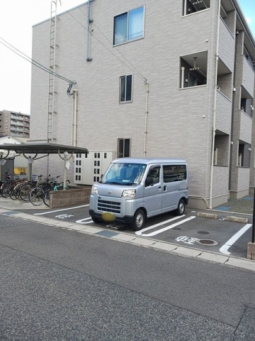 【呉市広古新開のアパートの駐車場】