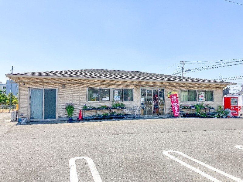 【太田市飯田町のアパートのスーパー】