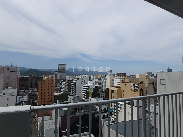 【札幌市中央区南八条西のマンションの眺望】