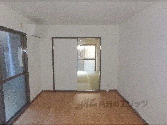 居室・リビング　洋室