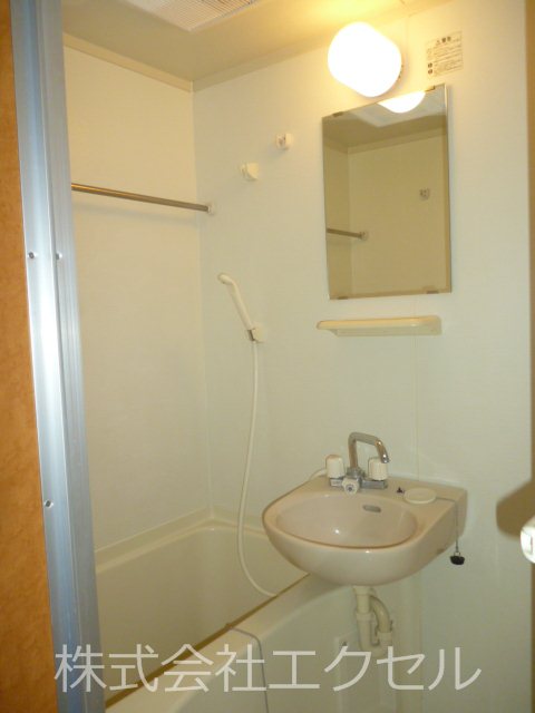 洗面設備　洗面台です。