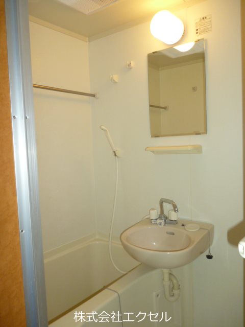 バス・シャワールーム　浴室です。
