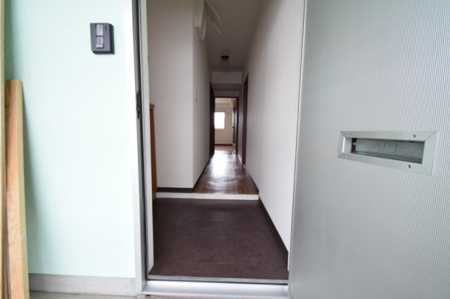 玄関　玄関からの眺め