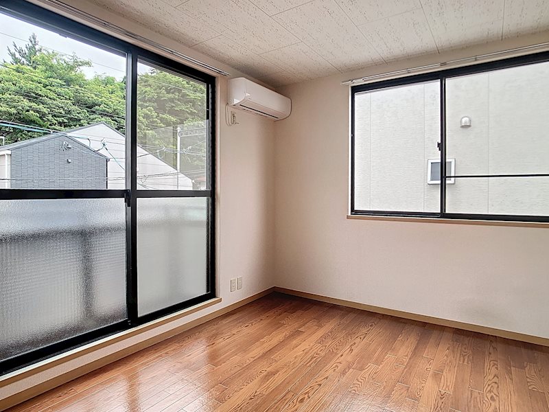 居室・リビング　洋室８帖