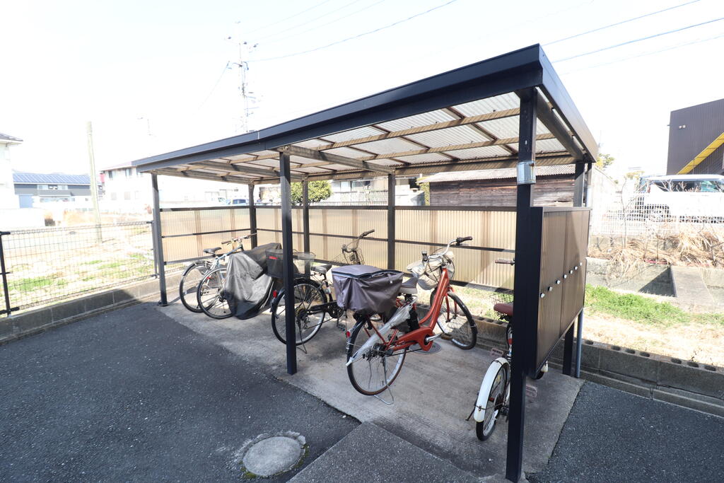 その他共有部分　駐輪場です！