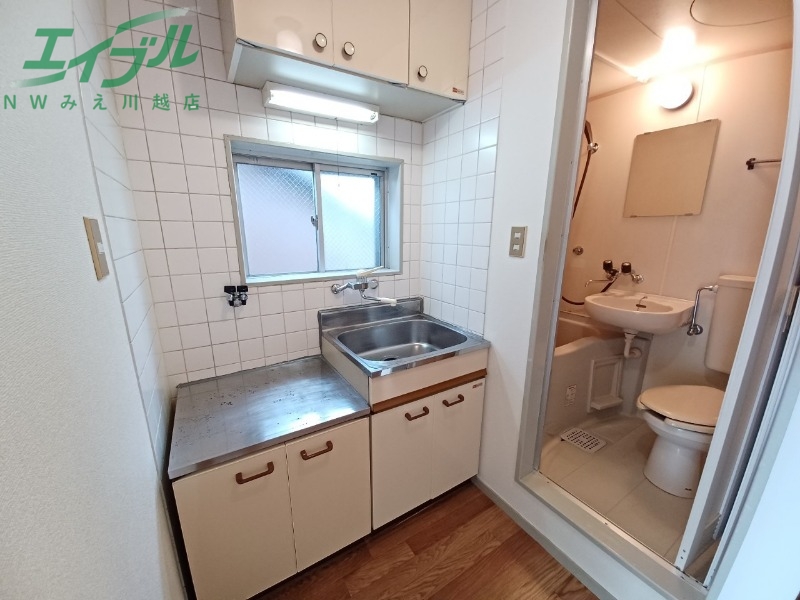 キッチン　同型参考写真