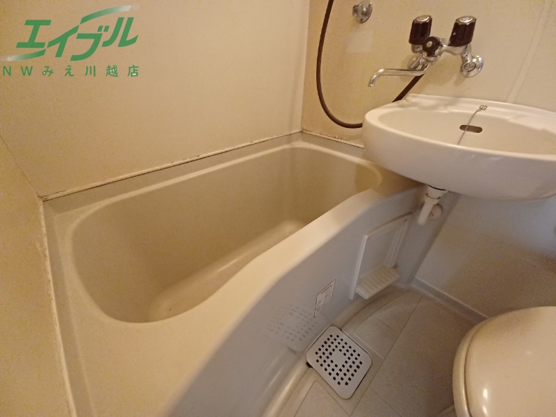 バス・シャワールーム　同型参考写真