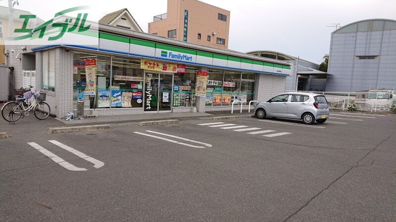 コンビニ　ファミリーマート岡山西長瀬店（コンビニ）まで194m