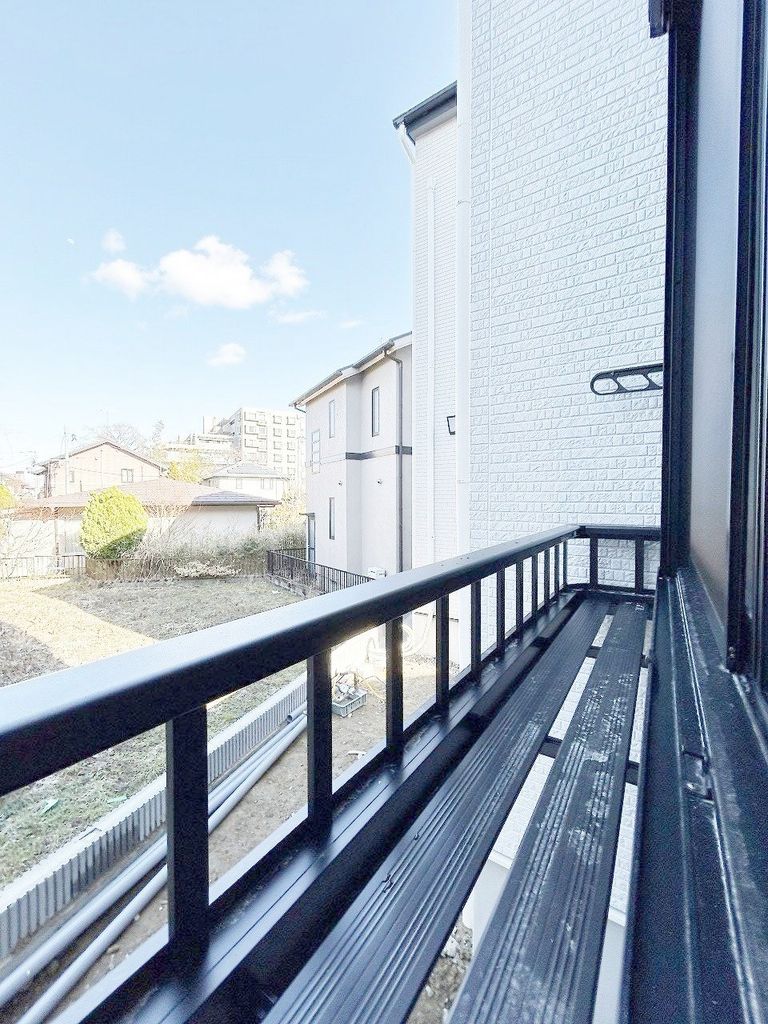 バルコニー　フラワーボックス