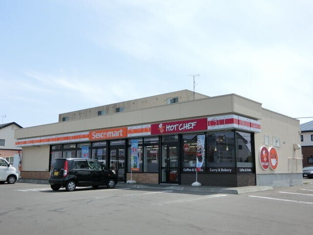 コンビニ　セイコーマート苫小牧日吉町1丁目店（コンビニ）まで127m