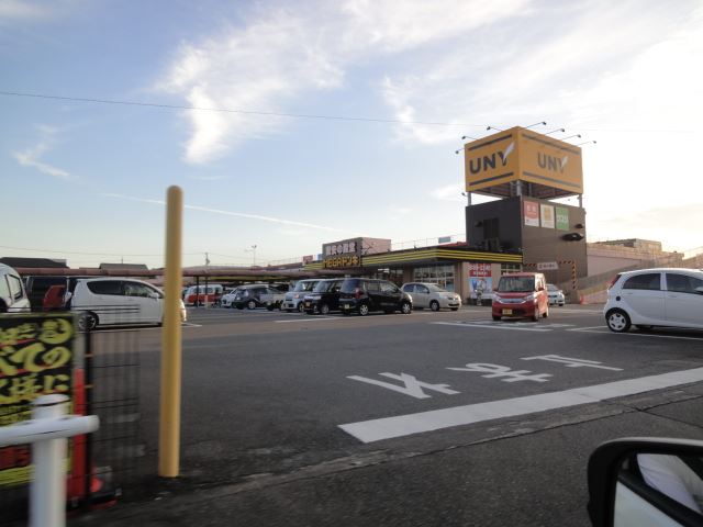 スーパー　ＭＥＧＡドン・キホーテＵＮＹ勝幡店（スーパー）まで120m