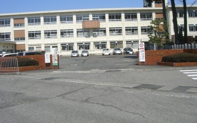 小学校　下庄小学校（小学校）まで400m