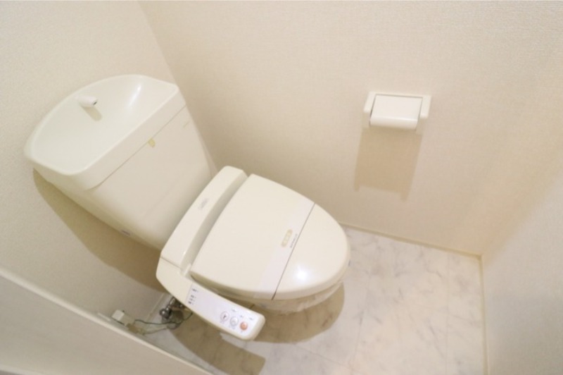 トイレ　図面と現状に相違がある場合には現状を優先