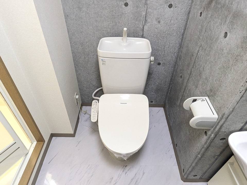 トイレ　トイレ