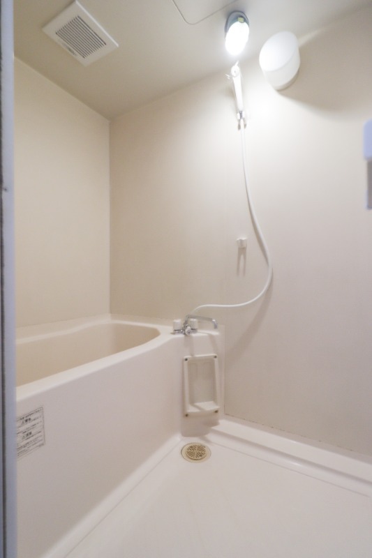 バス・シャワールーム　図面と現状に相違がある場合には現状を優先