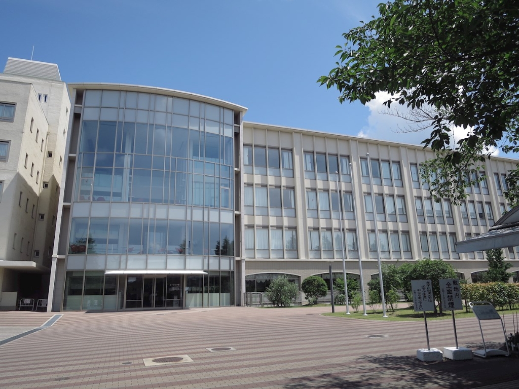 大学・短大　京都ノートルダム女子大学（大学・短大）まで517m