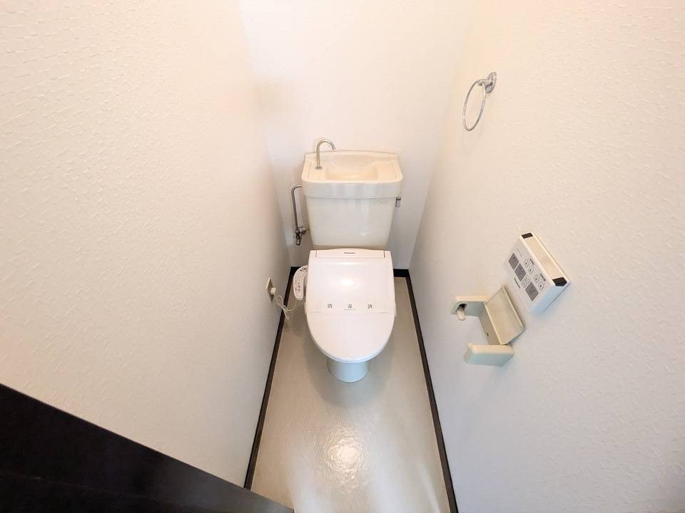 トイレ　トイレ